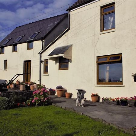 Plas Newydd Farm Llanedy 외부 사진