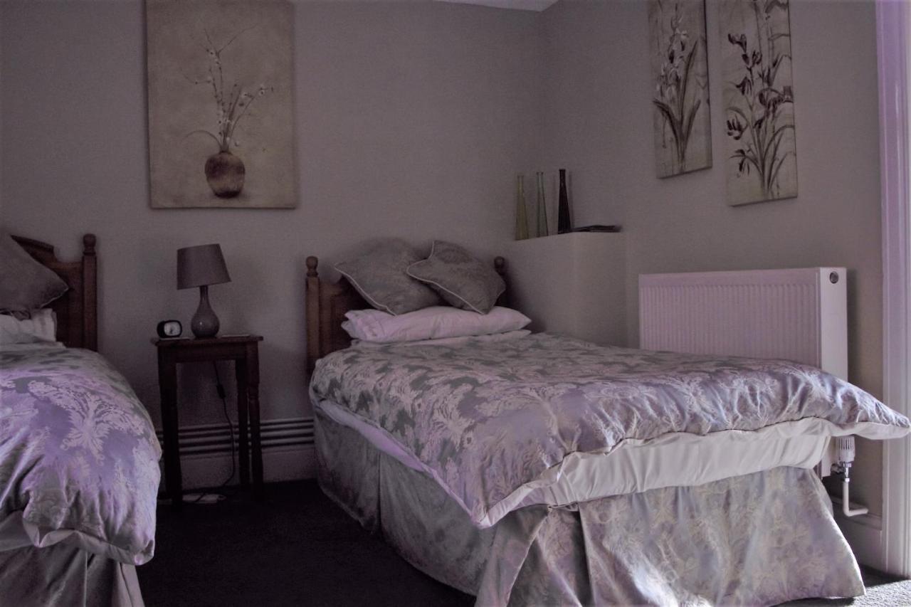 Plas Newydd Farm Llanedy 외부 사진