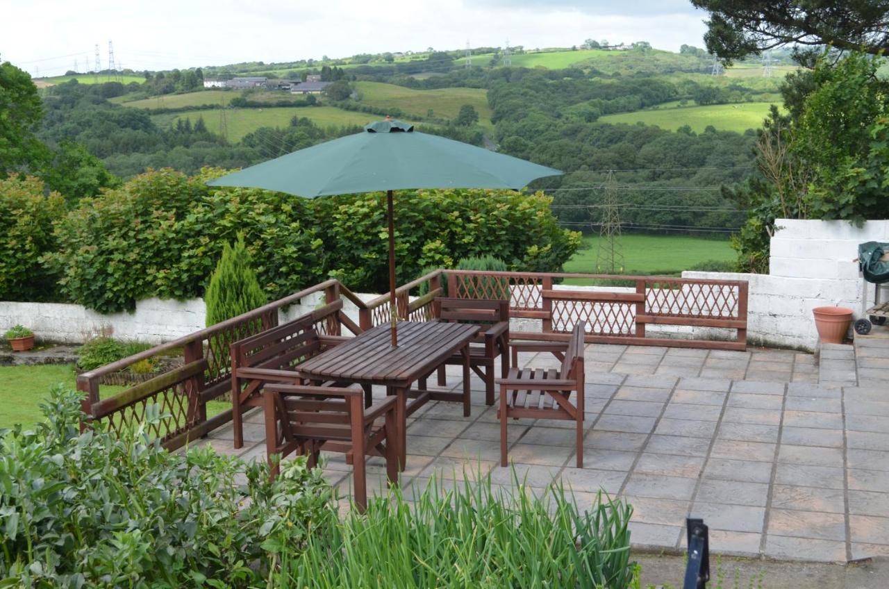 Plas Newydd Farm Llanedy 외부 사진